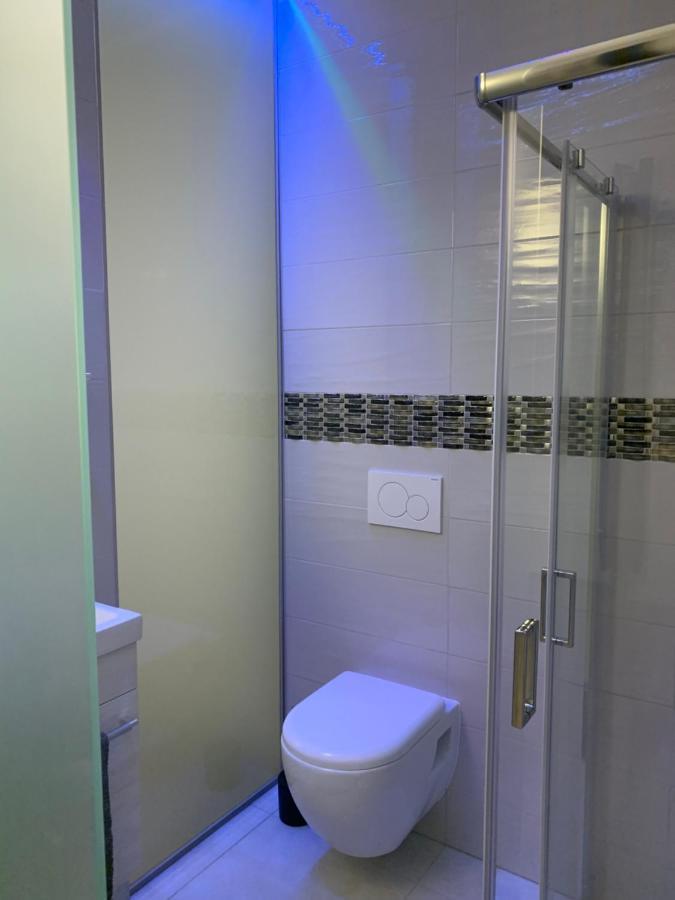 Executive Single Room With En-Suite In Guest House City Centre Luxemburg Kültér fotó