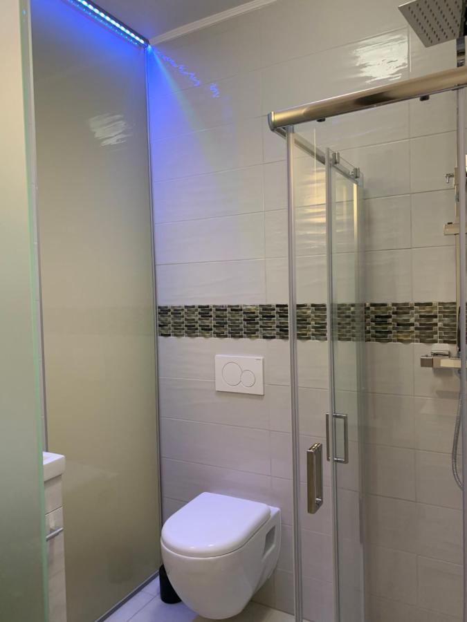 Executive Single Room With En-Suite In Guest House City Centre Luxemburg Kültér fotó